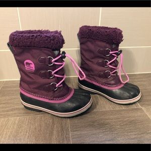 Sorel Winter / Snow Boot Youth Size - 2